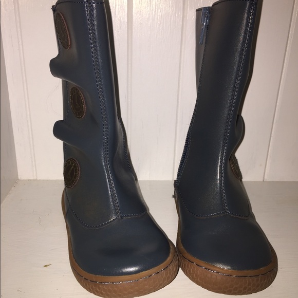 Livie and Luca girls size 4c leather boots - Picture 2 of 6